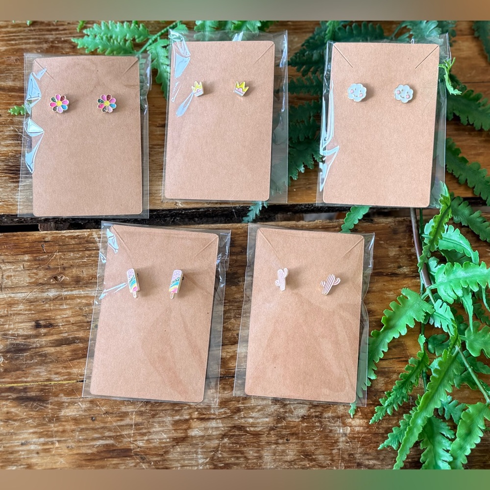 ⚡️PICK ONE - Hypoallergenic Gold Tone Earrings NWT